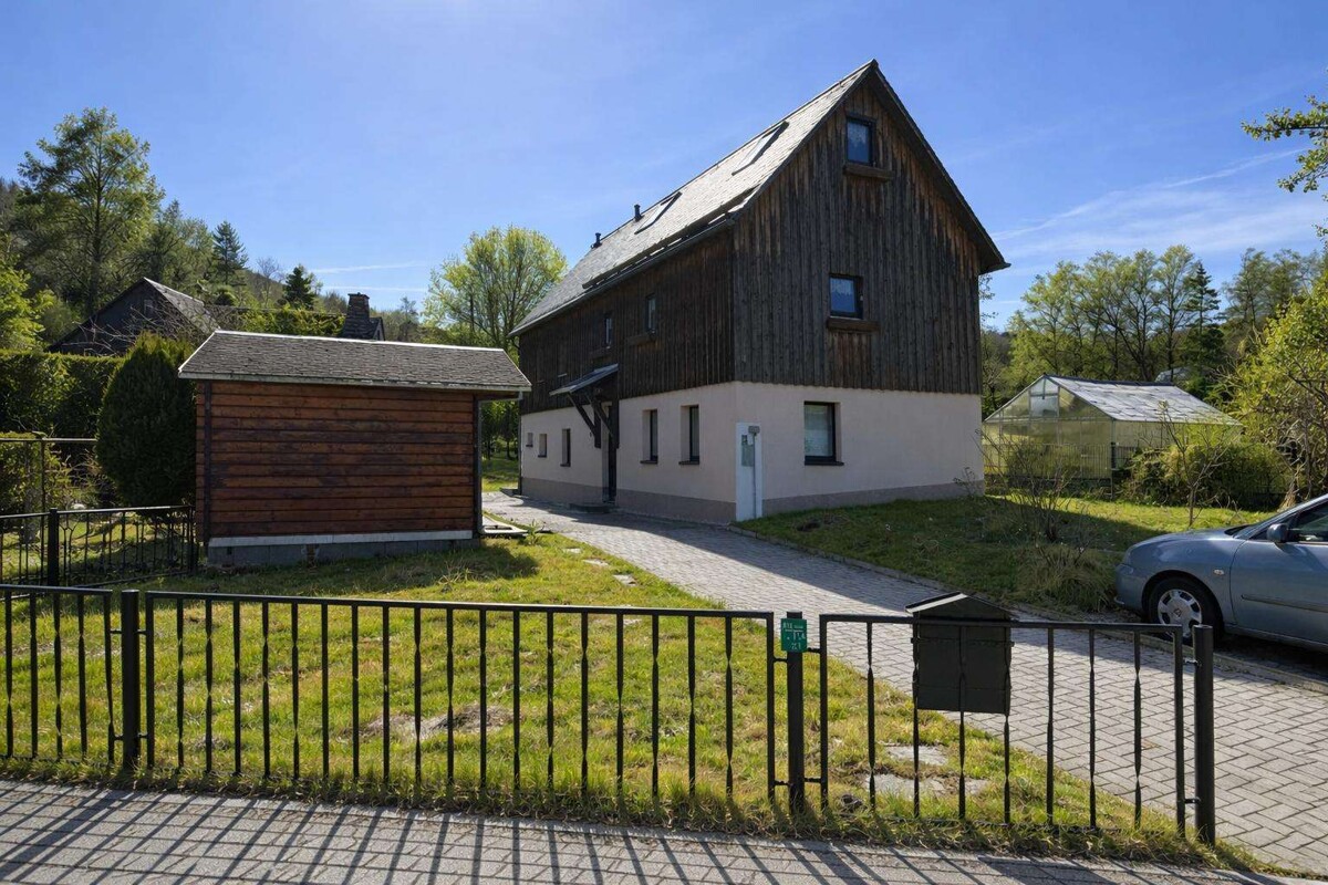 Einzugsbereites Einfamilienhaus in ruhiger Lage!