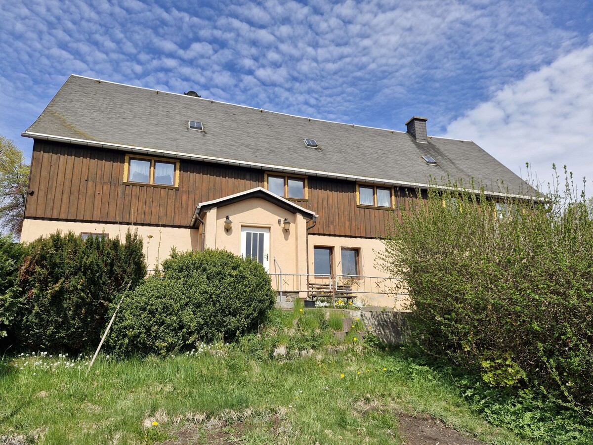 Genießen Sie die Ruhe auf dem Land – Haus mit viel Potenzial in Deutschneudorf!